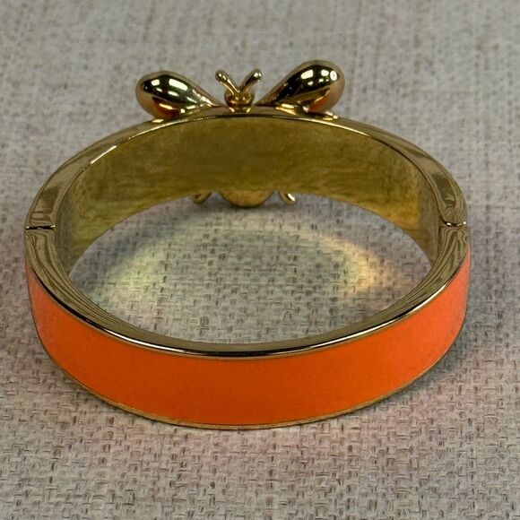 RARE Kate Spade Unwanted Visitor Bee Orange Gold Hinged Enamel Crystal Bracelet - Picture 3 of 7